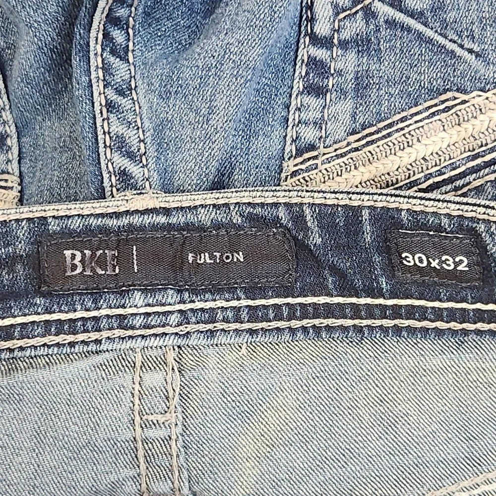 BKE Fulton Bootcut Jeans Mens 30x32 Blue Medium Wash Relaxed Denim Stretch